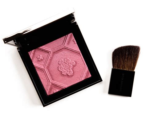 burberry silk and bloom blush swatch